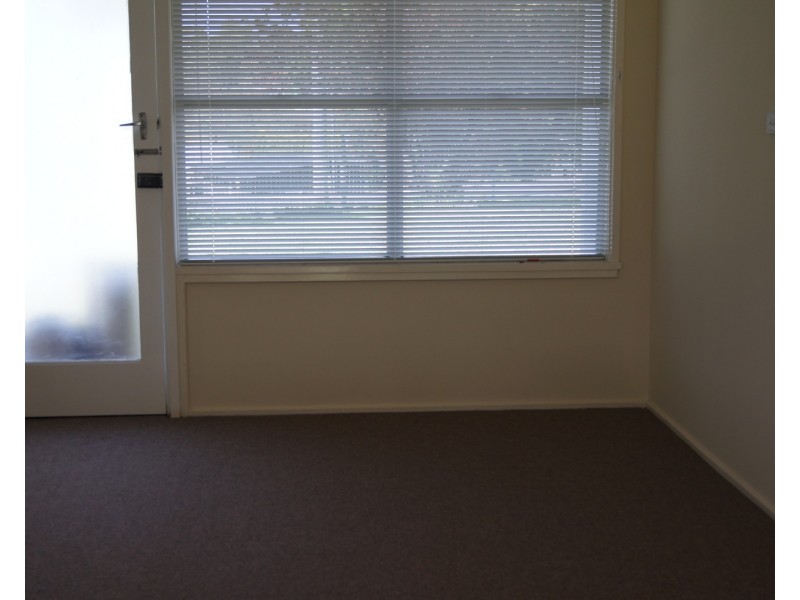 2/12-16 Eldon Street, Aberdeen NSW 2336