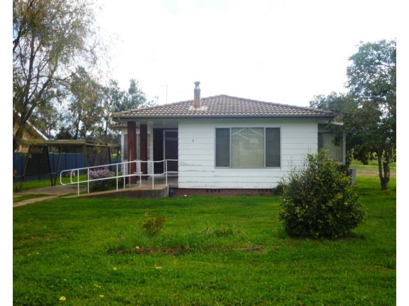 3 Kelly Street, Scone NSW 2337