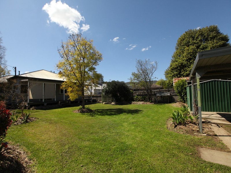 115 St, Aubins Street, Scone NSW 2337