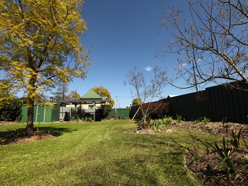 115 St, Aubins Street, Scone NSW 2337