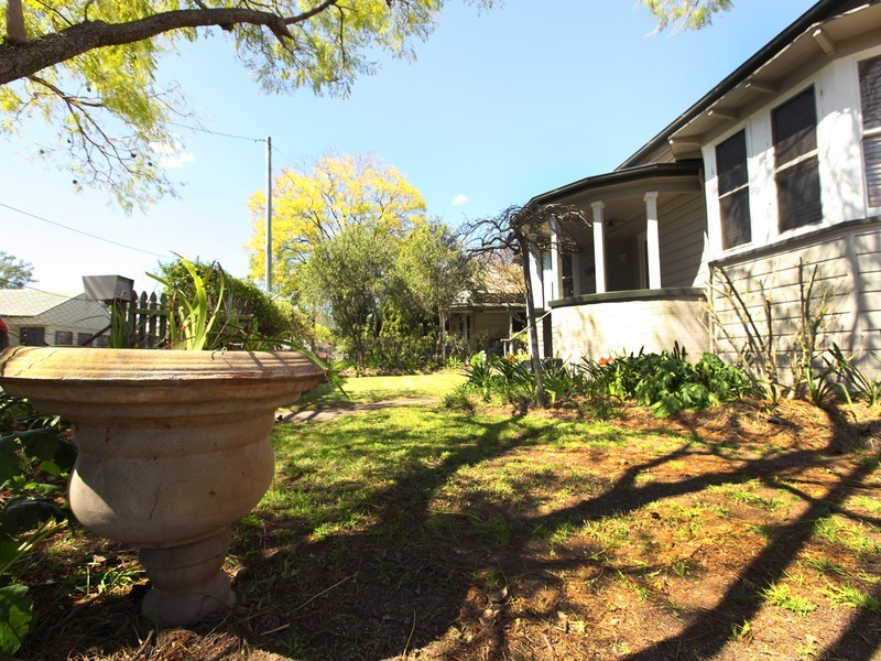115 St, Aubins Street, Scone NSW 2337