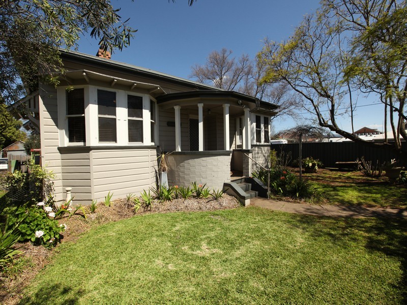 115 St, Aubins Street, Scone NSW 2337