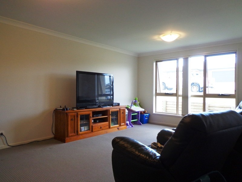 6 Jeune Street, Muswellbrook NSW 2333