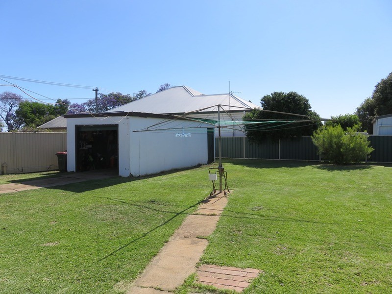 32 George Street, Muswellbrook NSW 2333