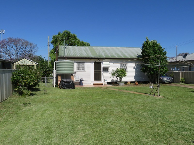32 George Street, Muswellbrook NSW 2333