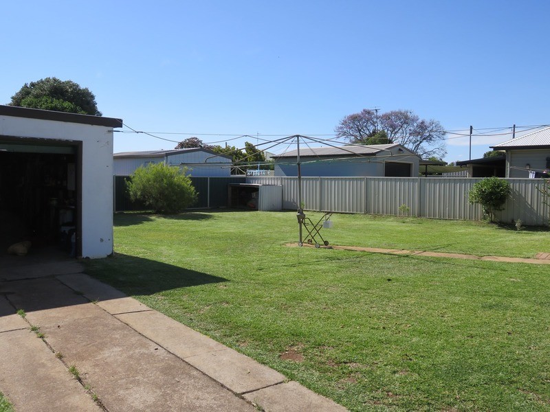 32 George Street, Muswellbrook NSW 2333