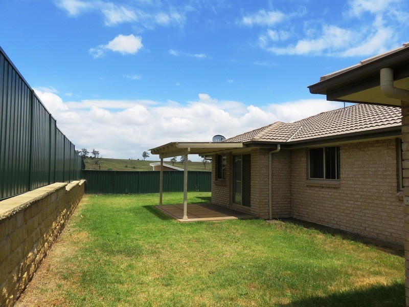35 Henry Dangar Drive, Muswellbrook NSW 2333