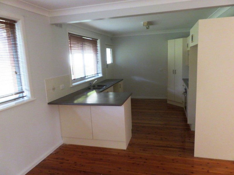 14 Humphries Street, Muswellbrook NSW 2333