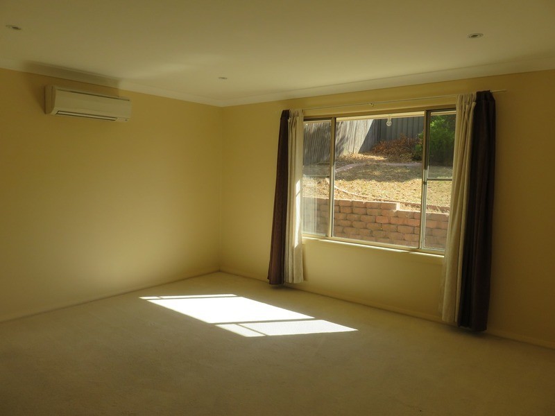 13 Bimbadeen Drive, Muswellbrook NSW 2333