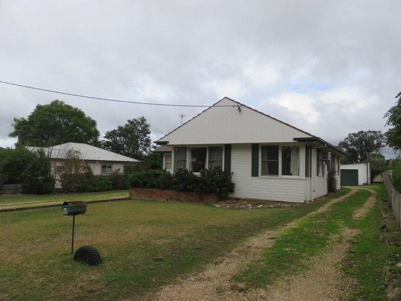 115 Waverley Street, Scone NSW 2337