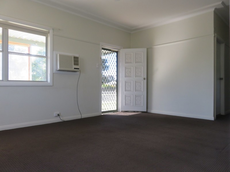 11 Forbes Street, Muswellbrook NSW 2333