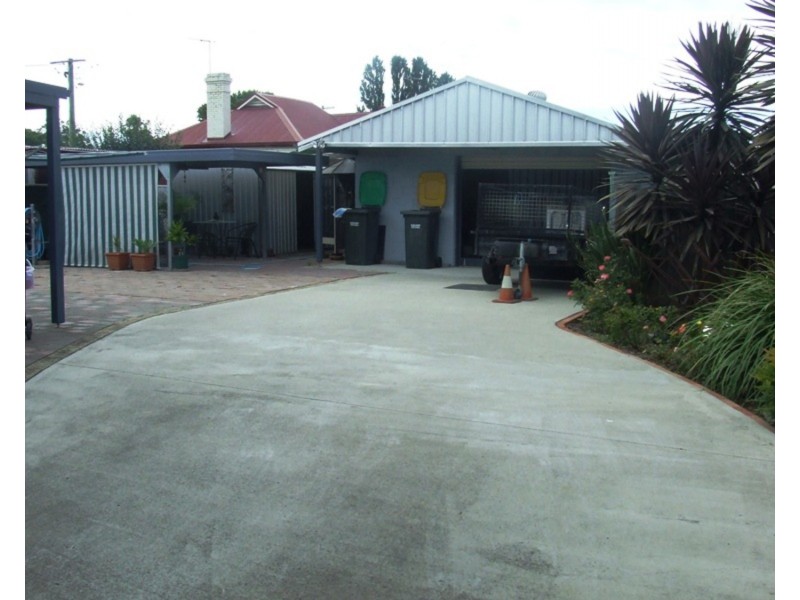 70 Sydney Street, Muswellbrook NSW 2333