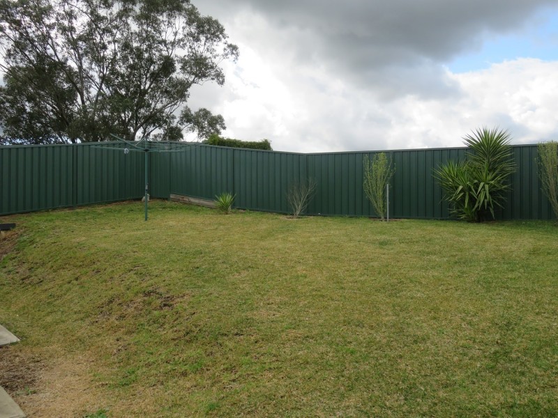 42 Dixon Circuit, Muswellbrook NSW 2333