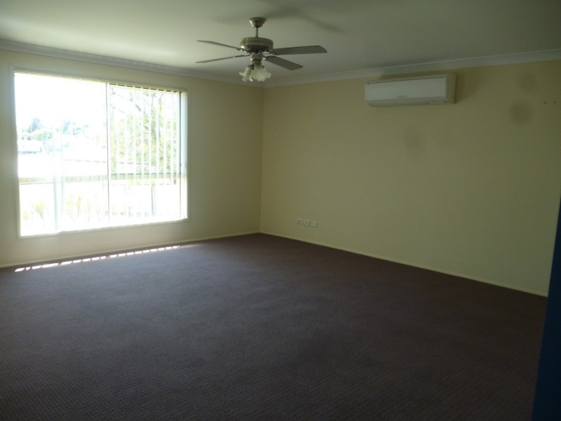 11 Alexander Close, Aberdeen NSW 2336