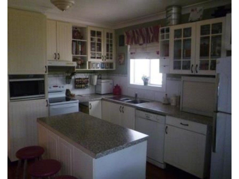 48 Mount Street, Aberdeen NSW 2336