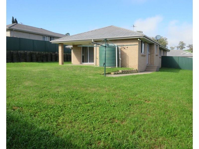11 Chivers Circuit, Muswellbrook NSW 2333
