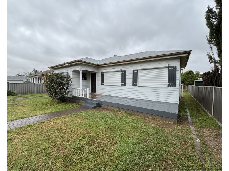 56 Maitland Street, Muswellbrook NSW 2333