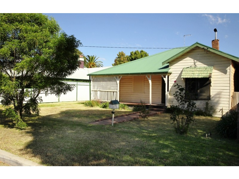 19 Mitchell Street, Muswellbrook NSW 2333