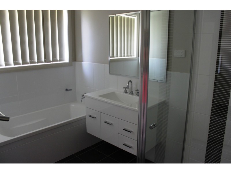 16 Lonhro Place, Muswellbrook NSW 2333