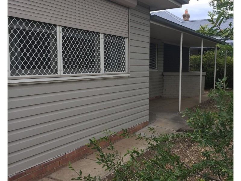 2 Joan Street, Scone NSW 2337