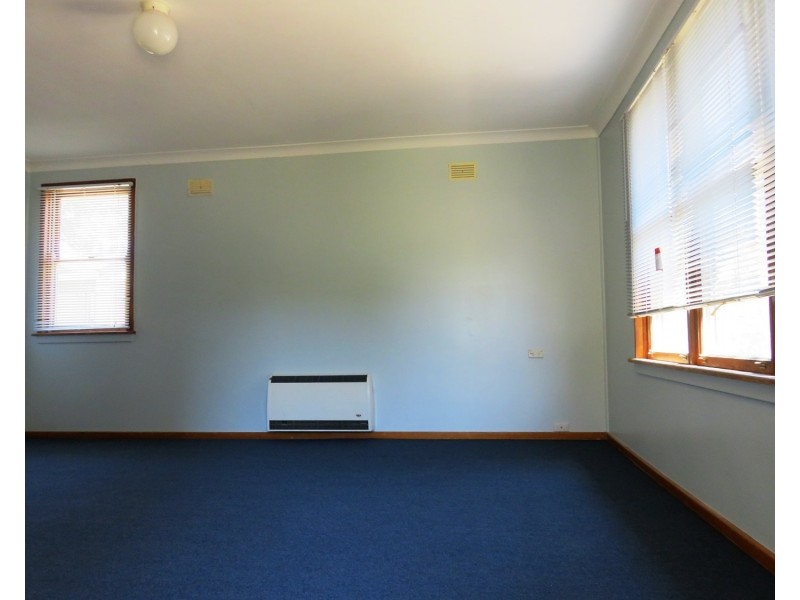 19 Anzac Parade, Muswellbrook NSW 2333