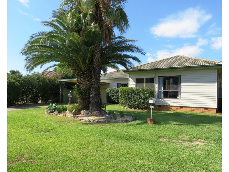 16 Thompson Street, Muswellbrook NSW 2333