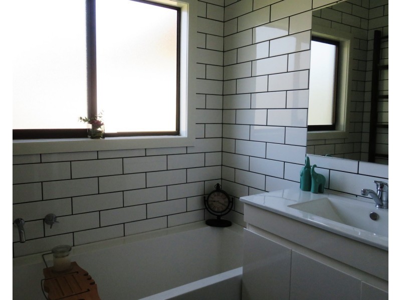 16 Thompson Street, Muswellbrook NSW 2333