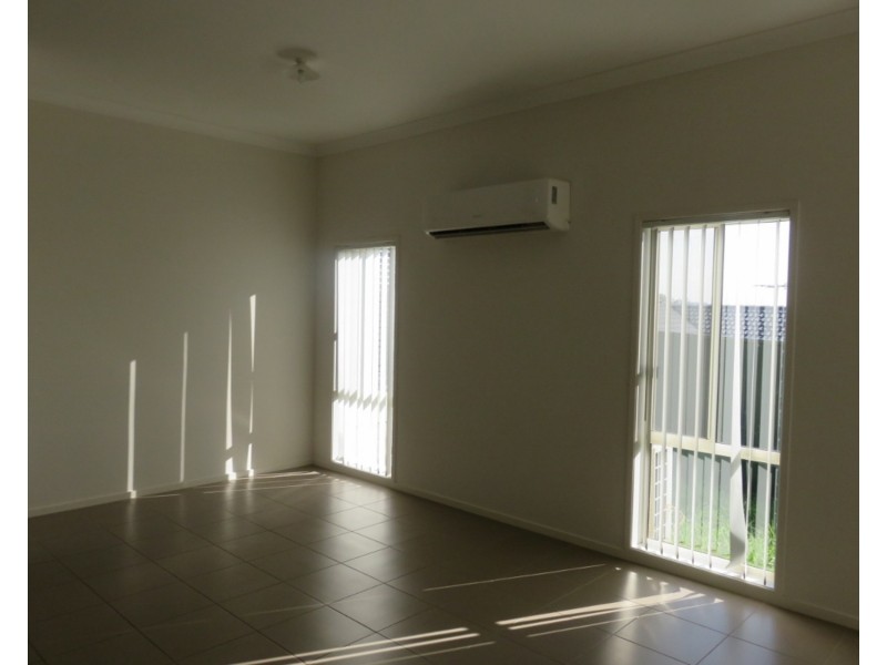 1/7 Chivers Circuit, Muswellbrook NSW 2333
