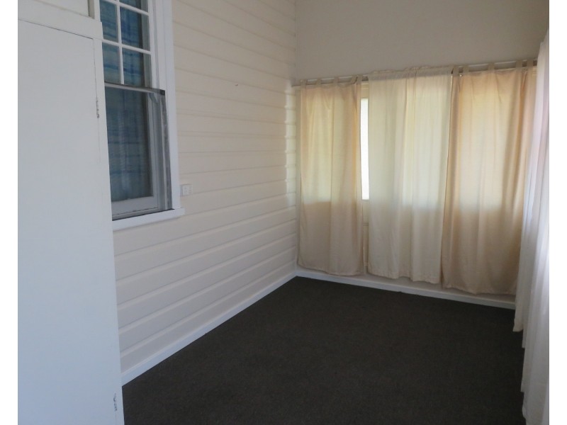38 Maitland Street, Muswellbrook NSW 2333
