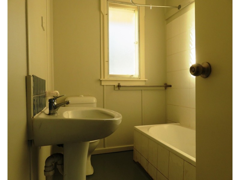 32 Tobruk Avenue, Muswellbrook NSW 2333