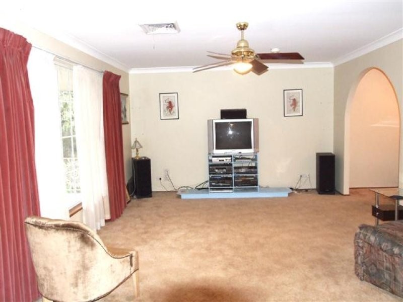 210 Bettington Rd, Carlingford NSW 2118