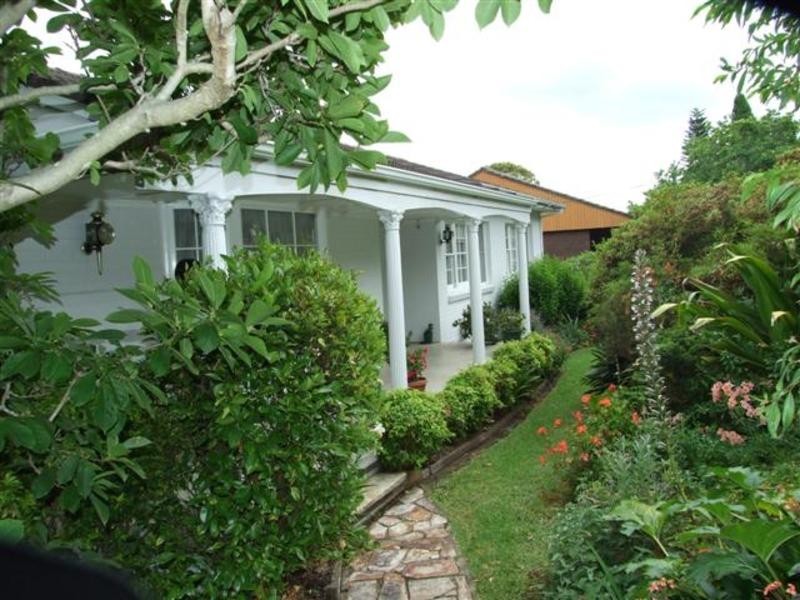 2 Woodstock Road, Carlingford NSW 2118