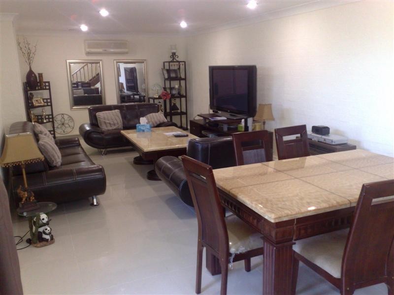 12 Edwin Place, Oatlands NSW 2117