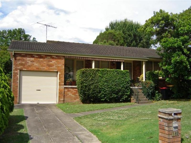 180 Bettington Road, Carlingford NSW 2118