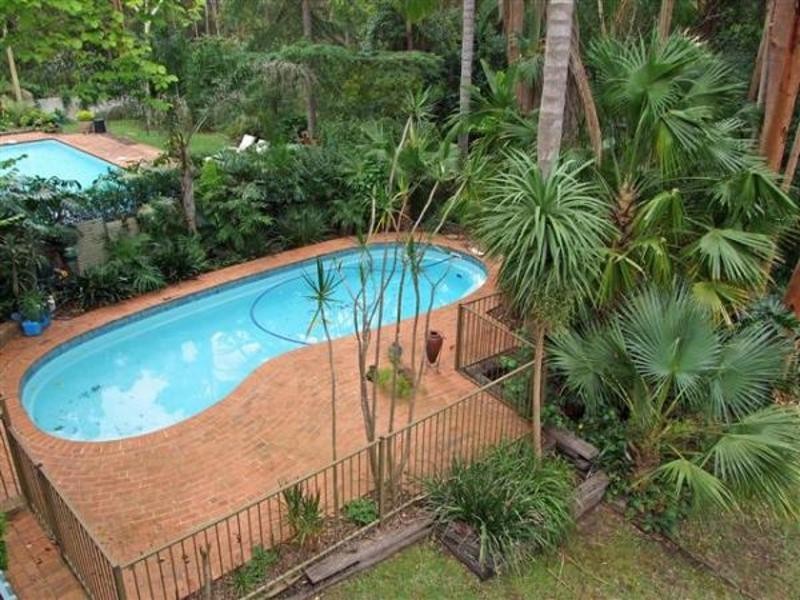 8 Ferndale Avenue, Carlingford NSW 2118