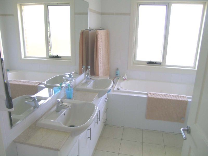 30 Hunterford Crescent, Oatlands NSW 2117