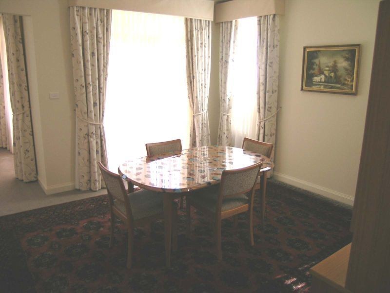 30 Hunterford Crescent, Oatlands NSW 2117