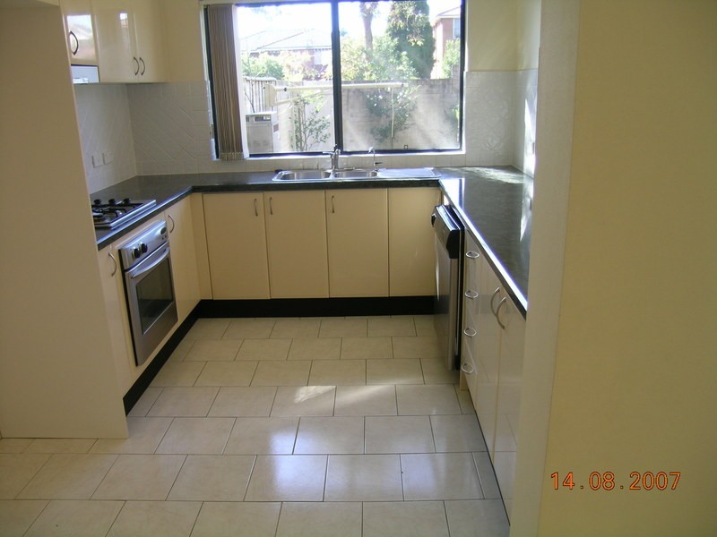 4/99 Baker Street, Carlingford NSW 2118