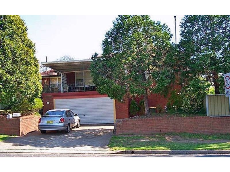 2A Lochinvar Parade, Carlingford NSW 2118