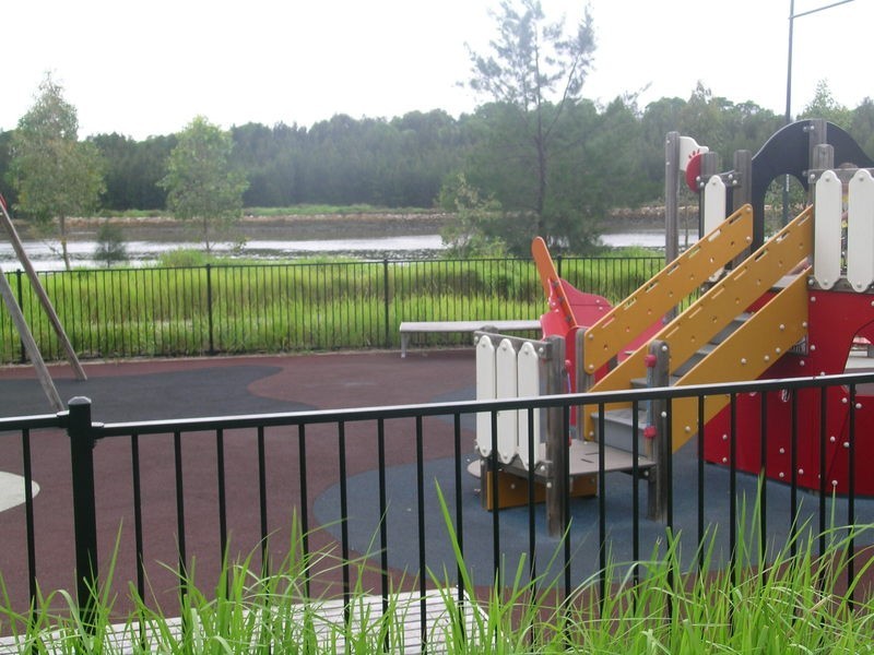 17/2 – 8 Broadoaks Street, Ermington NSW 2115