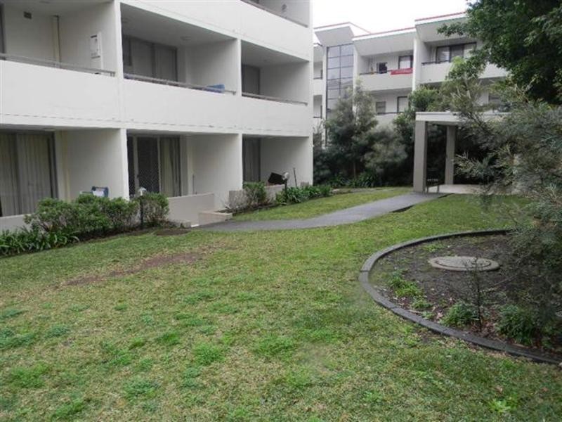 2A-6 Lydbrook Avenue, Westmead NSW 2145