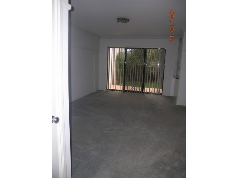 4/99 Baker Street, Carlingford NSW 2118