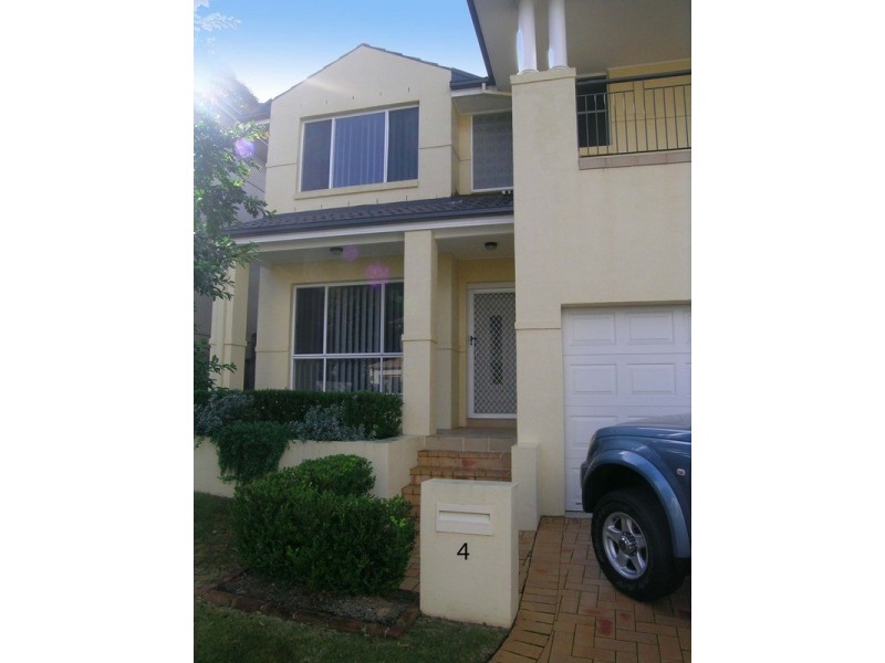 4 Madison Avenue, Carlingford NSW 2118