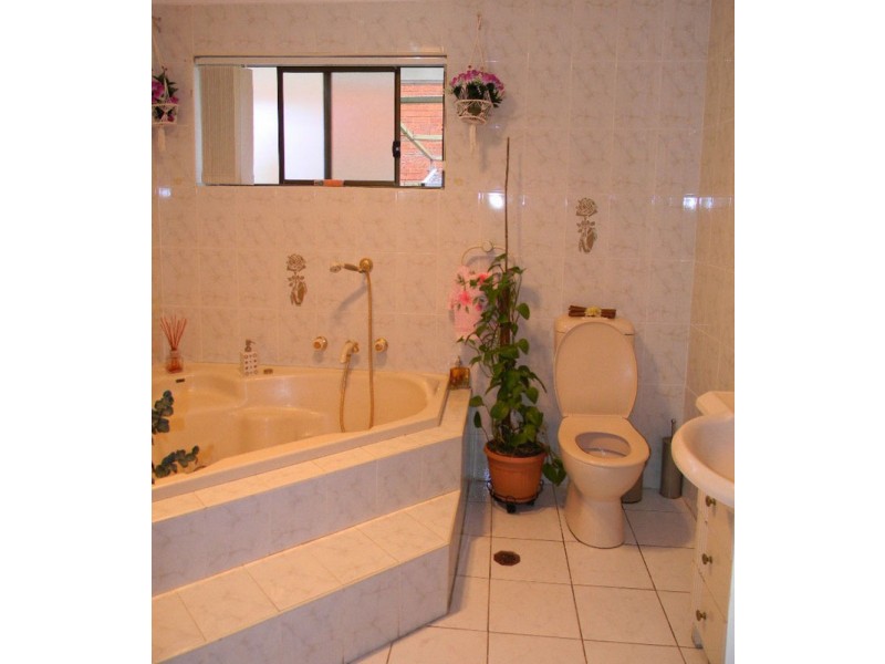 1 Cressfield Avenue, Carlingford NSW 2118