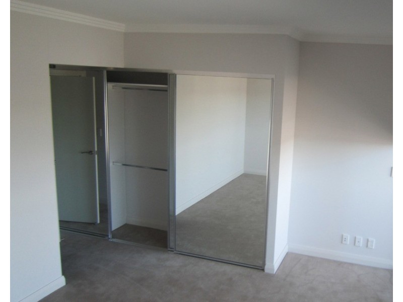 85 Shoreline Drive, Rhodes NSW 2138