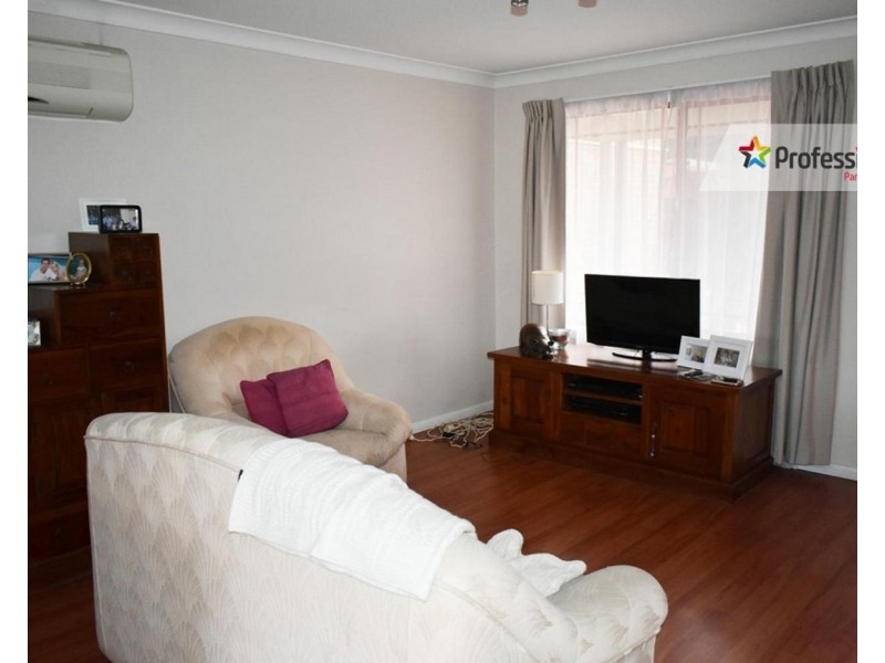 3/140 Cumberland Road, Ingleburn NSW 2565