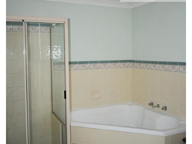 3/140 Cumberland Road, Ingleburn NSW 2565