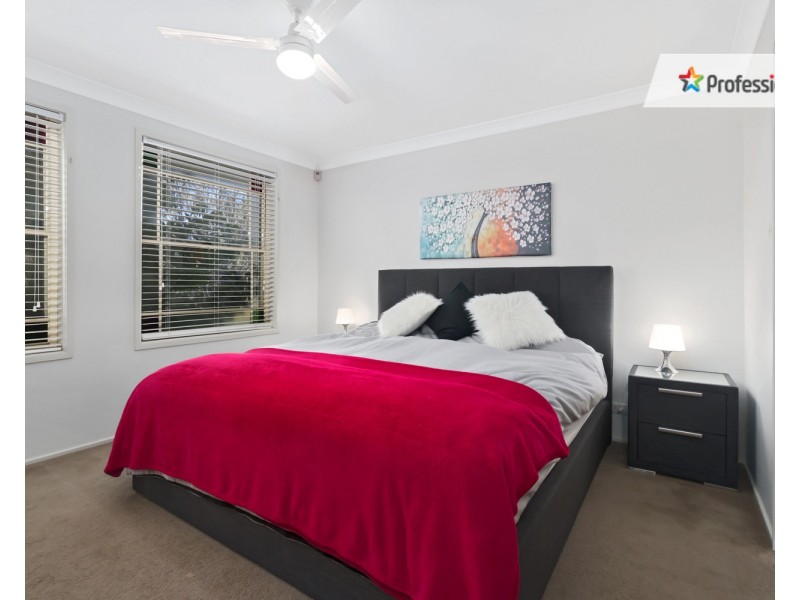 26 Niland Way, Casula NSW 2170