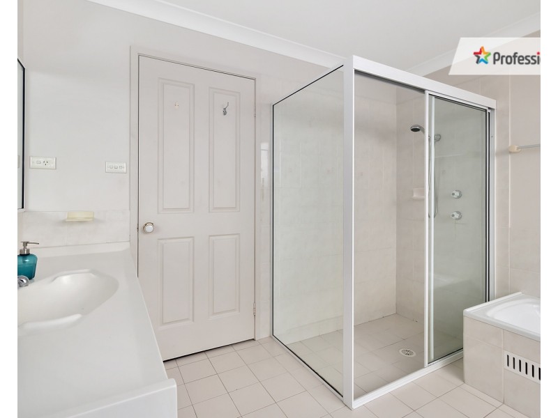 26 Niland Way, Casula NSW 2170