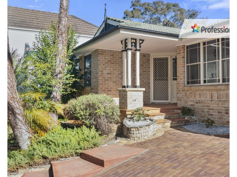 26 Niland Way, Casula NSW 2170